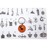 "Legjobb anya macis" üveglencsés kulcstartó