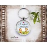 "Legjobb Bölcsisnéni" üveglencsés kulcstartó