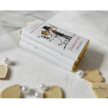 Koccintós pár kistáblás csokidekor esküvői köszönetajándék