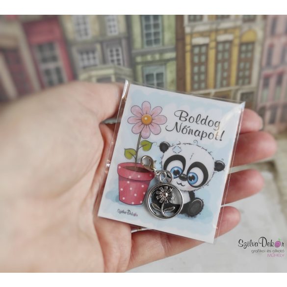 Nőnapi macis mágneses ajándékkártya fém fityegővel