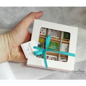 Tanárcsoki 9 darabos ablakos dobozban