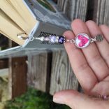 Madártollas KönyvÉkszer- lila