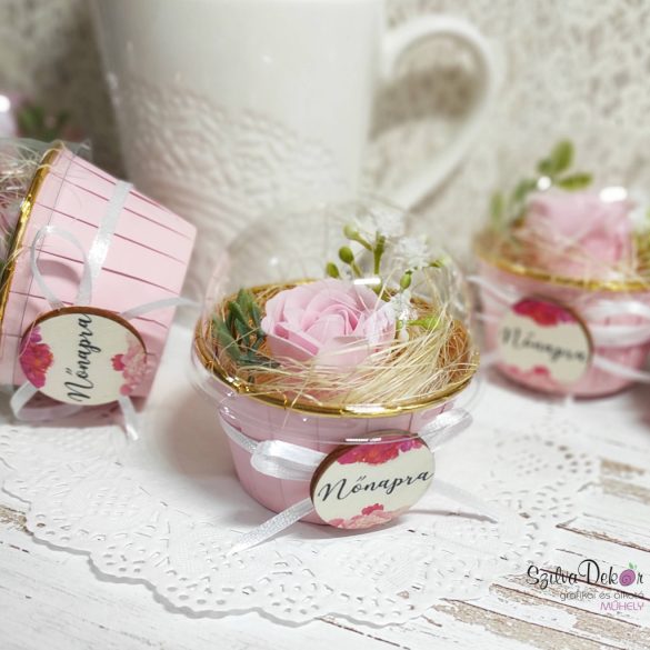 Szappanrózsa muffin Tanárnőnek