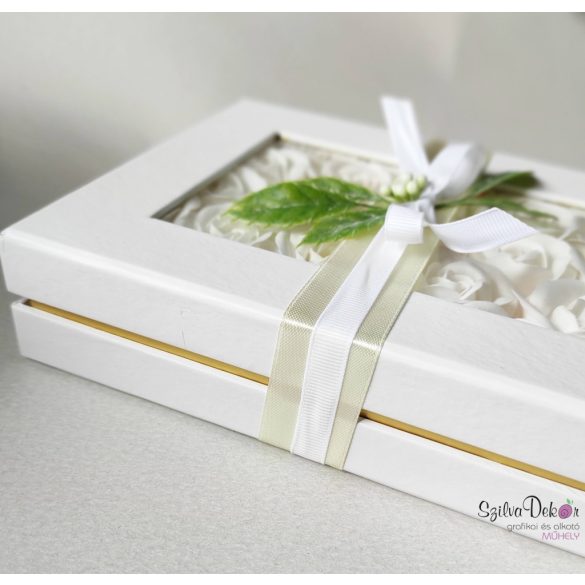 Nőnapi ajándék rózsabox