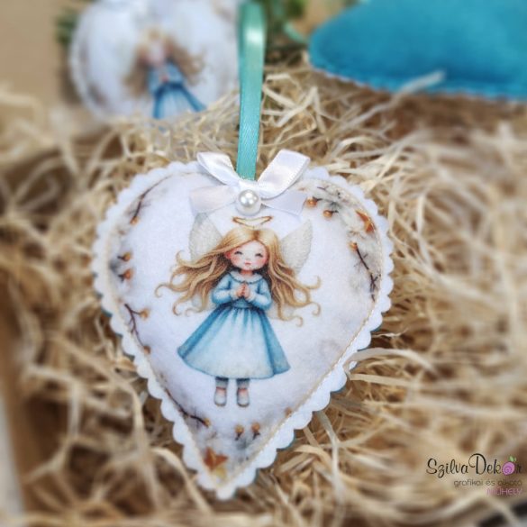 Szőke angyalos szív karácsonyfadísz 