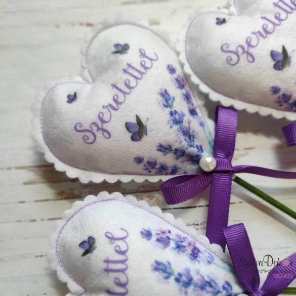 Szeretettel levendulás textil szív pálcikán