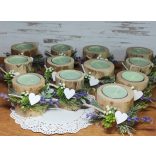 Díszített farönk mécsestartó felirattal