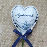 Apukámnak textil szív pálcikán