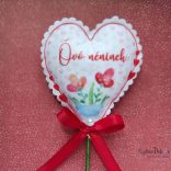 Óvó néninek textil szív pálcikán