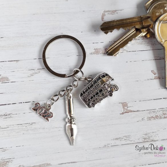 CsakFém kulcstartó "Angol tanár"